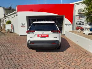 Toyota RAV4 2.0 GX - Image 5
