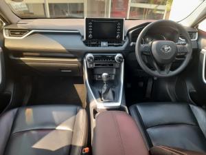 Toyota RAV4 2.0 GX - Image 6