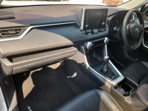 Toyota RAV4 2.0 GX - Image 7