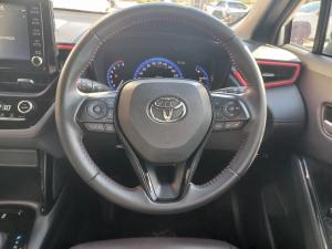 Toyota Corolla Cross 1.8 GR-Sport - Image 8