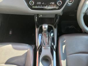 Toyota Corolla Cross 1.8 GR-Sport - Image 12