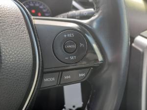 Toyota RAV4 2.0 GX auto - Image 10