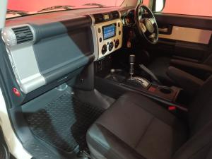 Toyota L/CRUISER FJ 4.0 V6 Cruiser - Image 7