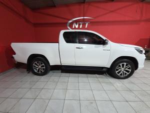 Toyota Hilux 2.8 GD-6 RB Raider 4X4 automaticE/CAB - Image 3