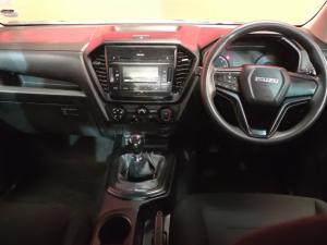 Isuzu D-MAX 1.9 Ddi L 4X4 D/C - Image 6
