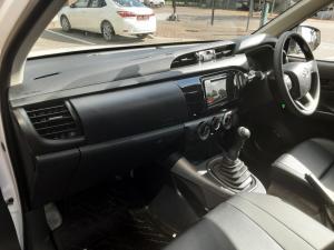 Toyota Hilux 2.0 VvtiP/U Single Cab - Image 7