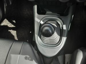 Toyota Hilux 2.0 VvtiP/U Single Cab - Image 9