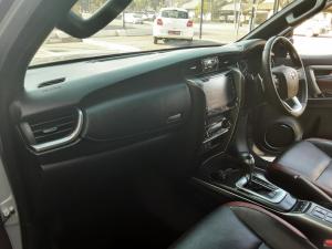 Toyota Fortuner 2.8GD-6 Raised Body automatic - Image 7