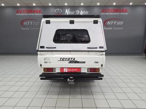 Toyota Land Cruiser 79 4.5DD/C - Image 5