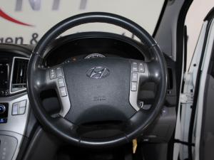 Hyundai H-1 2.5 Crdi A/T/ 2.5 Elite automatic - Image 12
