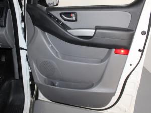 Hyundai H-1 2.5 Crdi A/T/ 2.5 Elite automatic - Image 15