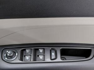 Renault Triber 1.0 Intens auto - Image 15