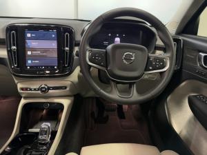 Volvo XC40 B3 Ultimate Dark - Image 14