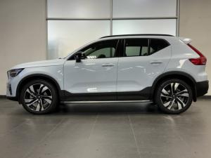 Volvo XC40 B3 Ultimate Dark - Image 5