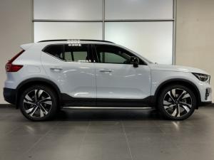 Volvo XC40 B3 Ultimate Dark - Image 6
