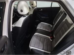 Volkswagen T-Roc 1.4TSI Design - Image 5