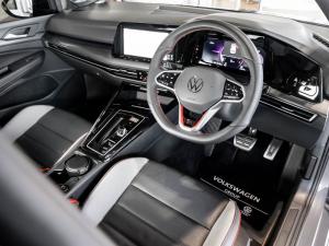 Volkswagen Golf GTI - Image 13