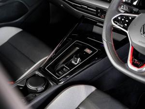 Volkswagen Golf GTI - Image 15