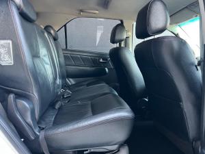Toyota Fortuner 3.0D-4D Ltd edition auto - Image 11