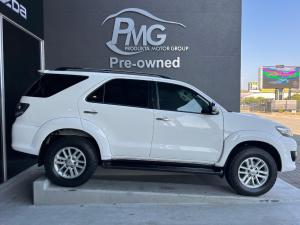 Toyota Fortuner 3.0D-4D Ltd edition auto - Image 3