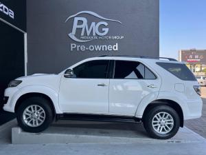 Toyota Fortuner 3.0D-4D Ltd edition auto - Image 4