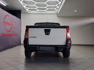 Nissan NP200 1.6i safety pack (aircon) - Image 7