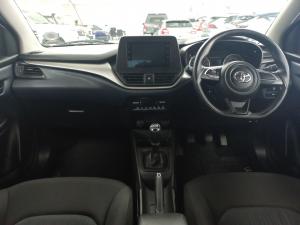 Toyota Starlet 1.5 XS manual - Image 6