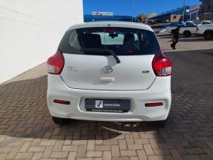 Toyota Vitz 1.0 XR auto - Image 5