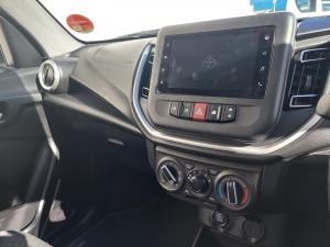 Toyota Vitz 1.0 XR auto - Image 11