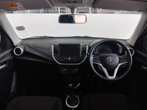 Toyota Vitz 1.0 XR manual - Image 6