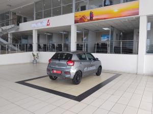 Toyota Vitz 1.0 XR manual - Image 2