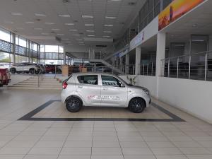 Toyota Vitz 1.0 XR auto - Image 4