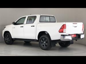 Toyota Hilux 2.4GD-6 double cab 4x4 Raider auto - Image 8