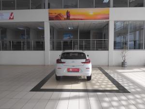 Toyota Starlet 1.5 Xi - Image 5