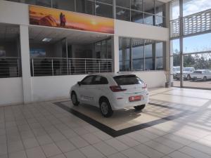 Toyota Starlet 1.5 Xi - Image 10