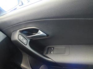 Volkswagen Polo Vivo 1.4 Trendline - Image 15