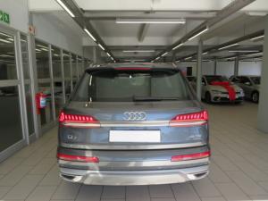 Audi Q7 45 TDI Quattro TIP S Line - Image 5