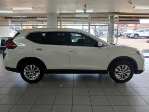 Nissan X Trail 2.0 Visia - Image 4