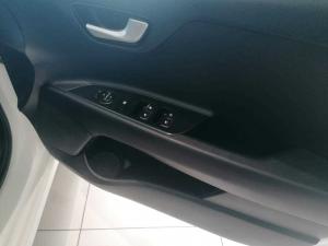Kia RIO 1.2 5-Door - Image 15