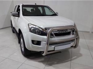 Isuzu KB 250D-Teq double cab LE - Image 1