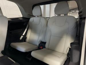 Volvo XC90 B5 AWD Plus Dark - Image 9