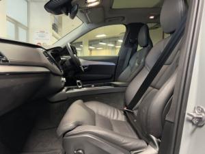 Volvo XC90 T8 Twin Engine AWD R-Design - Image 13