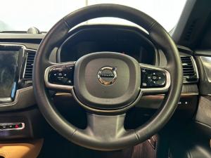 Volvo XC90 T8 Recharge AWD Ultra Dark - Image 16