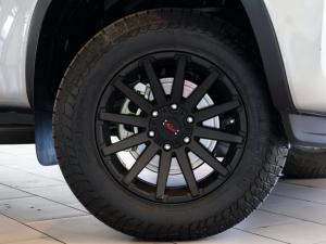 Volkswagen Amarok 2.0TDI double cab Life 4Motion auto - Image 2