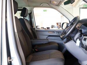 Volkswagen Transporter 2.0TDI Kombi SWB Trendline auto - Image 13