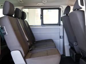 Volkswagen Transporter 2.0TDI Kombi SWB Trendline auto - Image 14