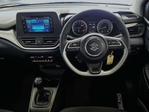 Suzuki Baleno 1.5 GL manual - Image 6