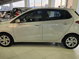 Hyundai Grand i10 1.0 Motion auto - Image 4