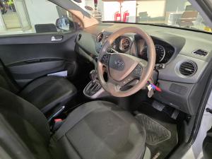 Hyundai Grand i10 1.0 Motion auto - Image 9