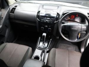 Isuzu D-Max 250 double cab Hi-Ride auto - Image 8